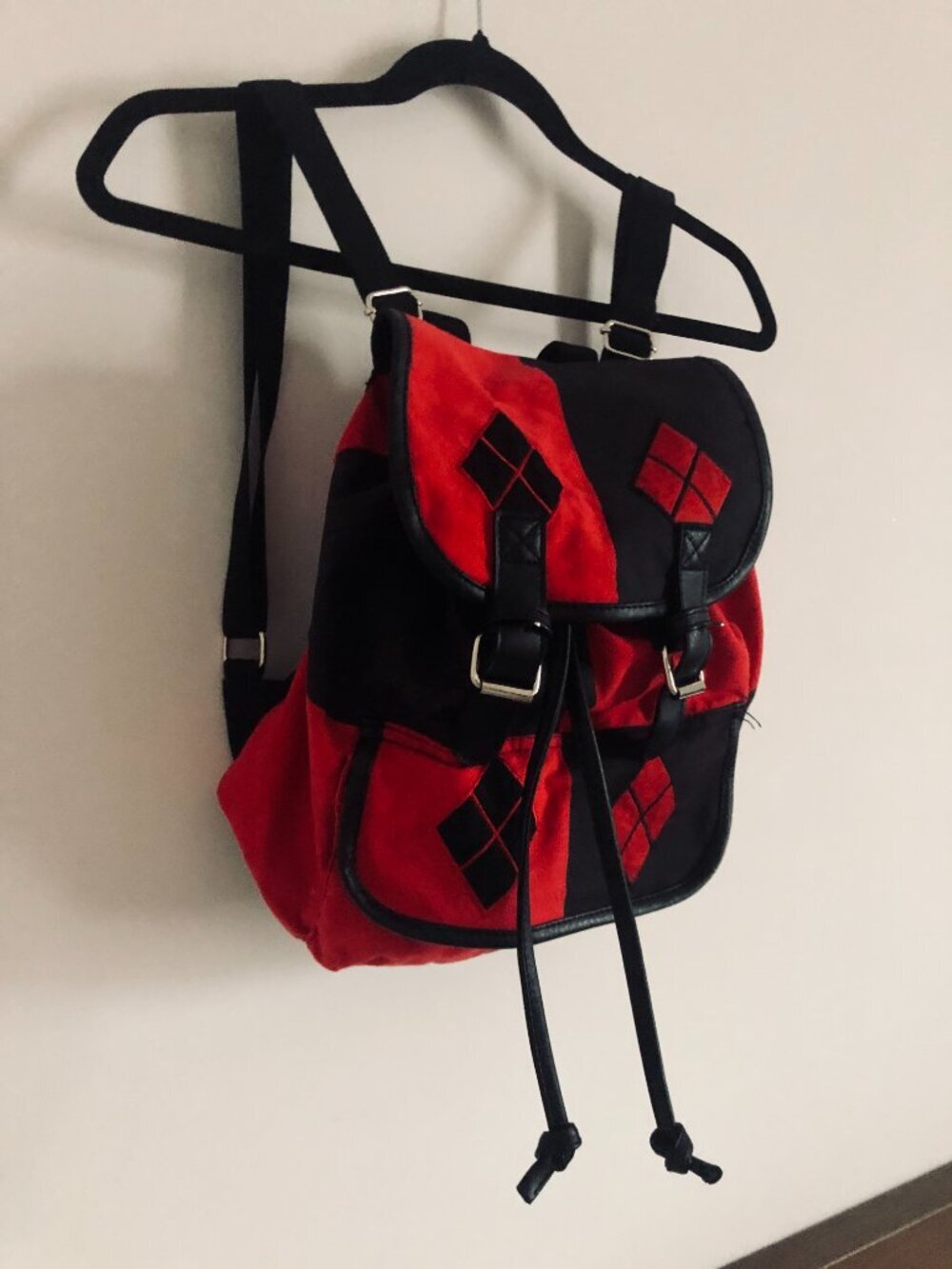 DC Comics Harley Quinn Backpack Rare Suicide Squad Red Black Cosplay 32x30cm - Picture 3 of 15